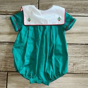 Sophie & Lucas Christmas outfit